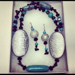 Handmade necklace and earring set